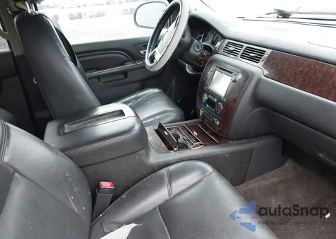 2014 GMC Yukon Xl 1500 Denali из США, поврежденный, VIN 1GKS2MEF7ER212912